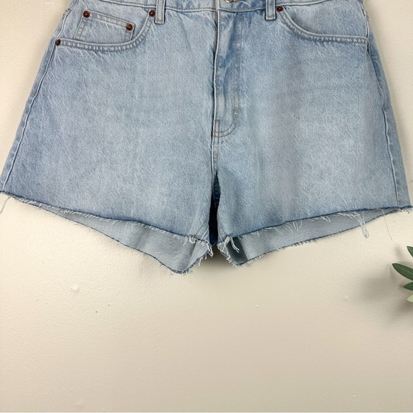 TOPSHOP Denim Shorts A-Line Mom Shorts Bleach Wash - Picture 7 of 17